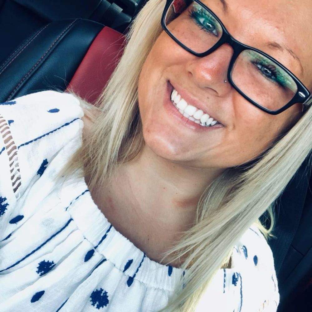 Meet your Posher, Kasey